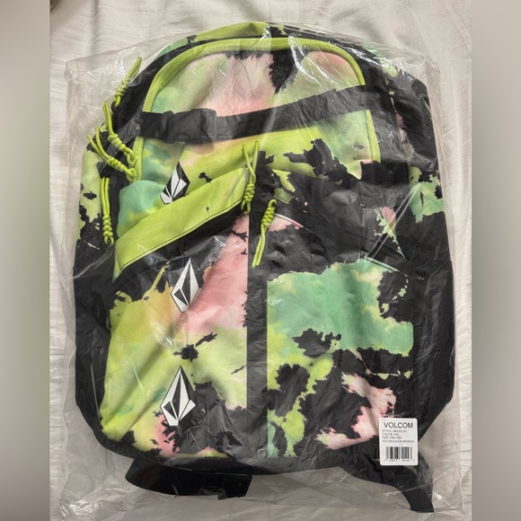 Volcom Academy Backpack - New with tags - Picture 4 of 4